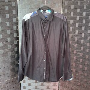 Robert Graham Black Long Sleeve Button Down With Skull Art On The Back Size L